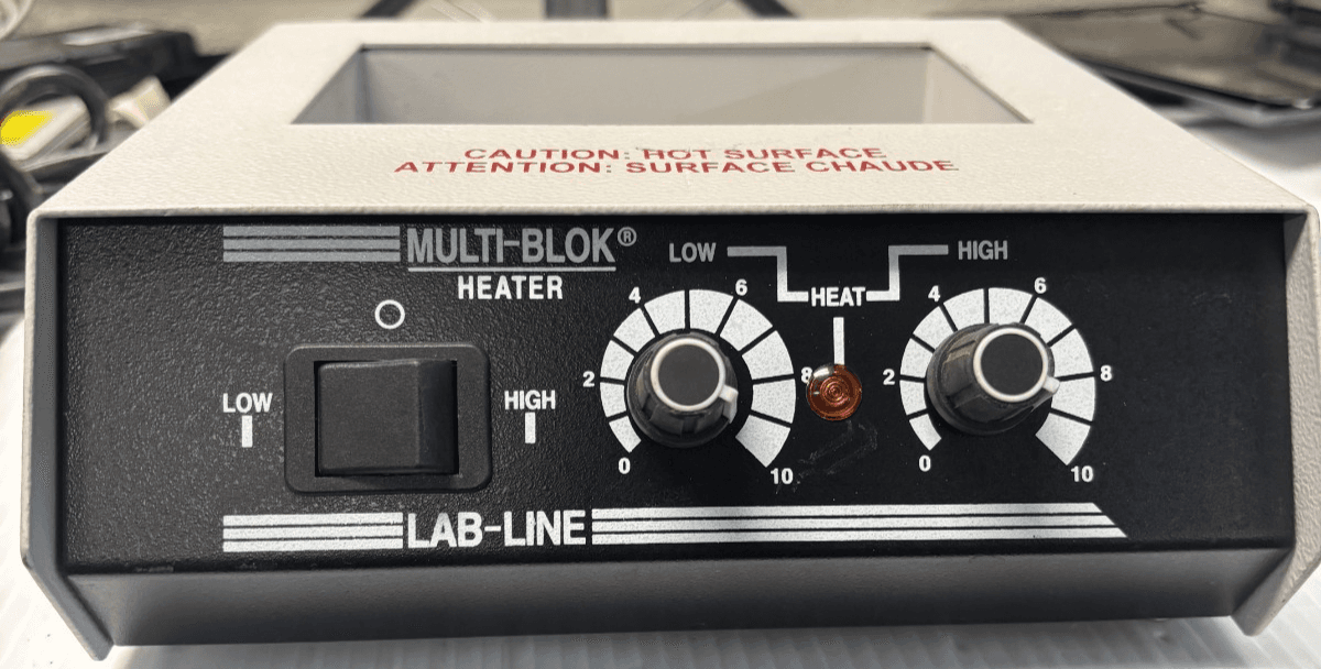 LAB-LINE INSTRUMENTS 2052AB MULTI-BLOK HEATER - Image 1