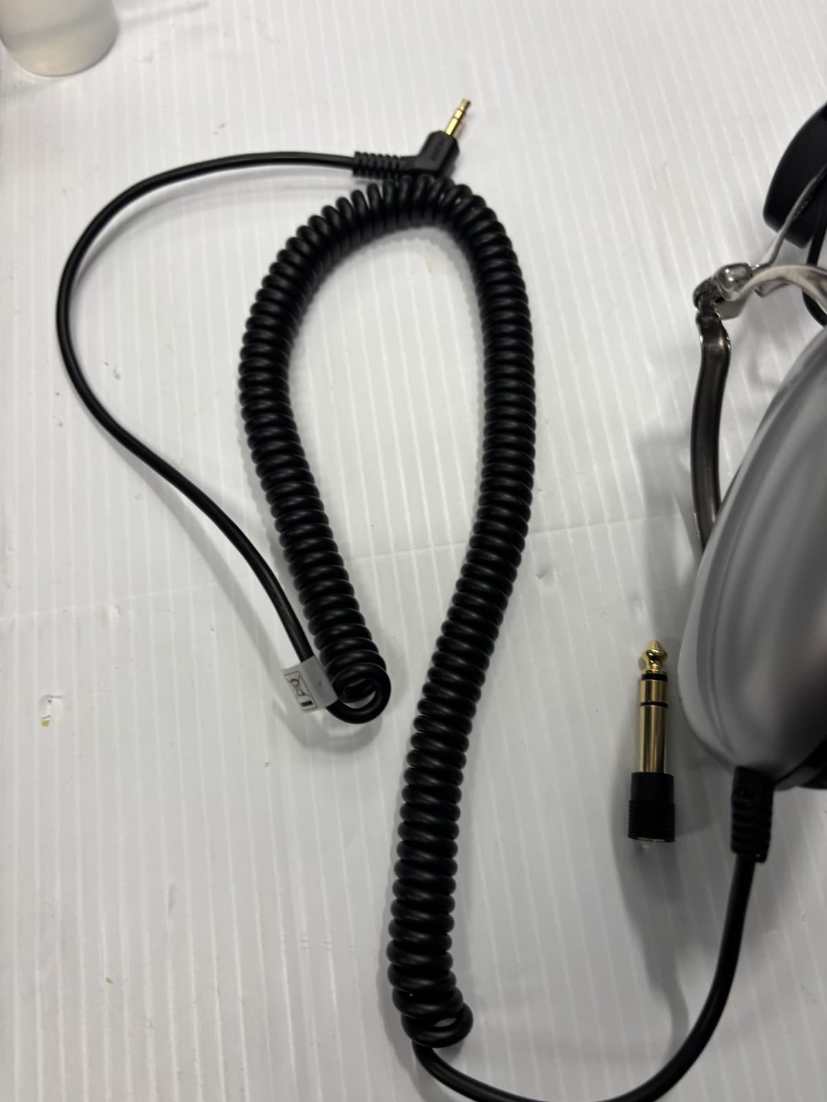 VINTAGE KOSS TD85 WIRED SILVER HEADPHONES with adapter - Thumbnail 4