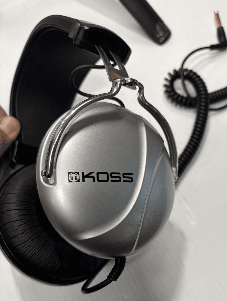 VINTAGE KOSS TD85 WIRED SILVER HEADPHONES with adapter - Image 1