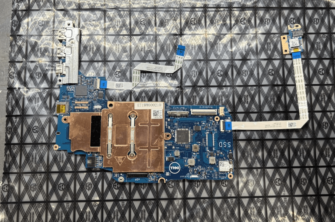 Dell Latitude 3180 Laptop Motherboard Pentium N4200 1.10GHz 4GB RAM - Image 1