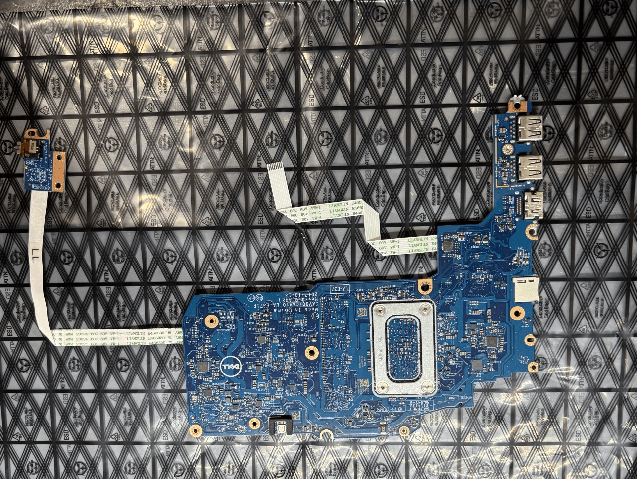 Dell Latitude 3180 Laptop Motherboard Pentium N4200 1.10GHz 4GB RAM - Thumbnail 6