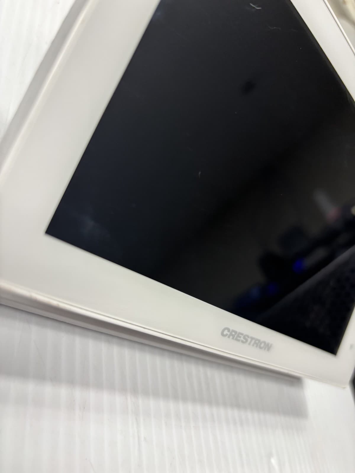 Crestron TSW-750-TTK-W-S Touch Panel White - Thumbnail 3