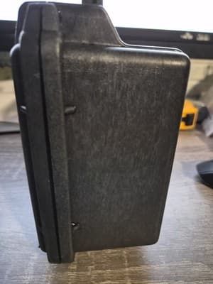 Pelican 1150 Waterproof Protective Hard Case w. Foam Inserts - Thumbnail 3