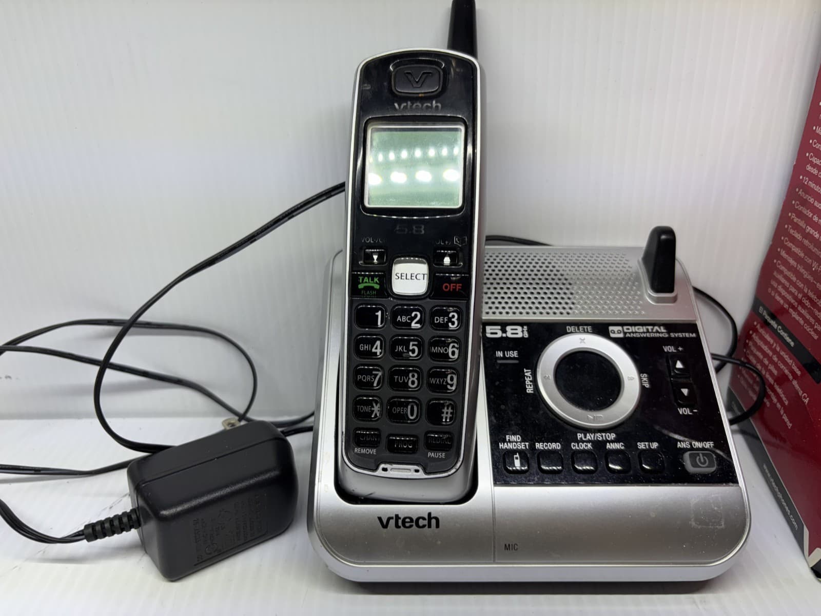 New VTech 5.8GHz Cordless Phone CS5121 With Digital Answering System Caller ID - Thumbnail 2