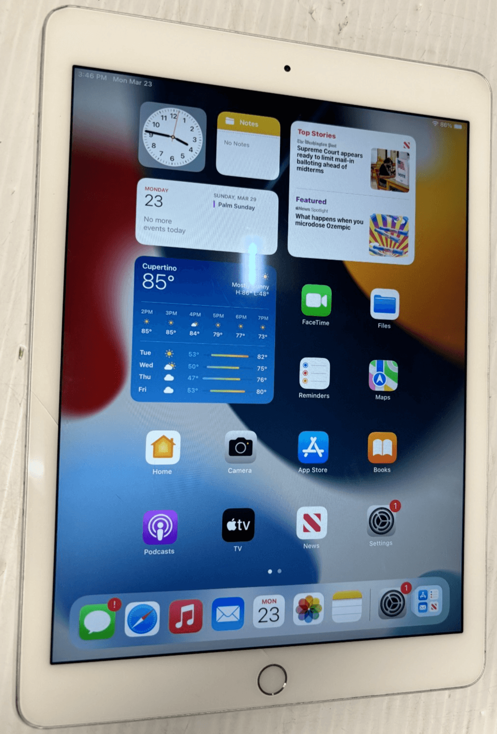 Apple iPad Air 2 - A1566 - 16GB - White/Silver - WiFi Only - Thumbnail 3