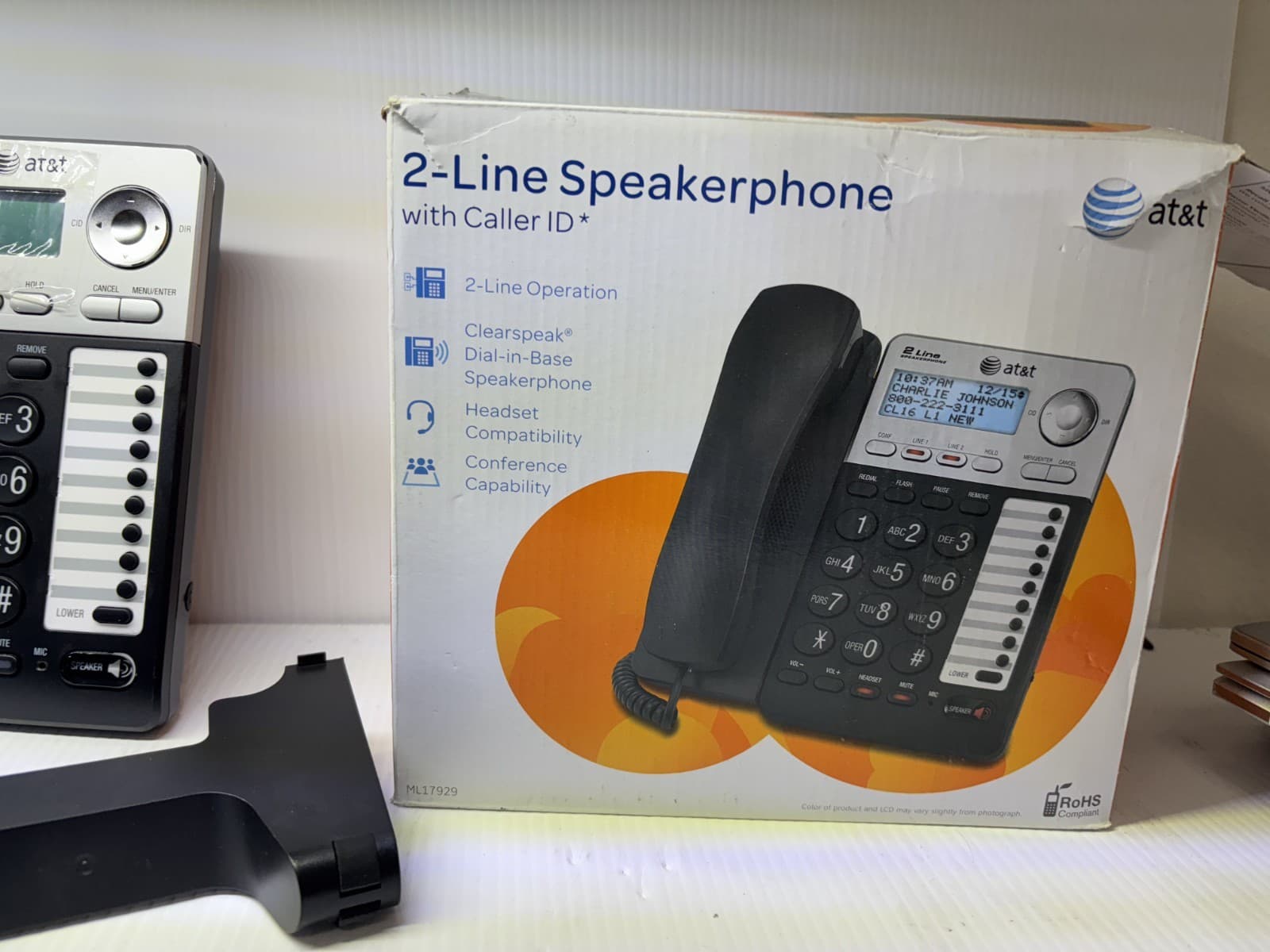 AT&T 2 Line Corded Business Phone with Caller ID/Call Waiting & Speakerphone - Thumbnail 3