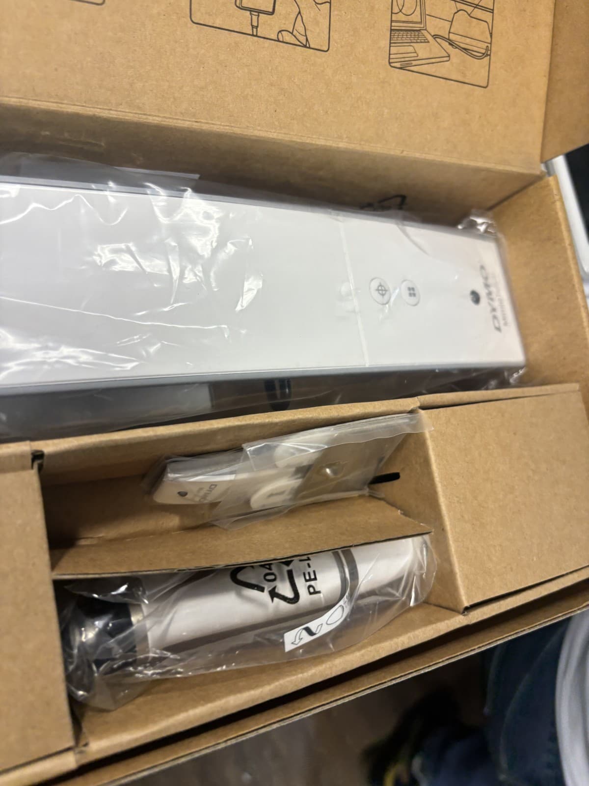 MimioTeach ICD02-01 Interactive Whiteboard System - Image 1