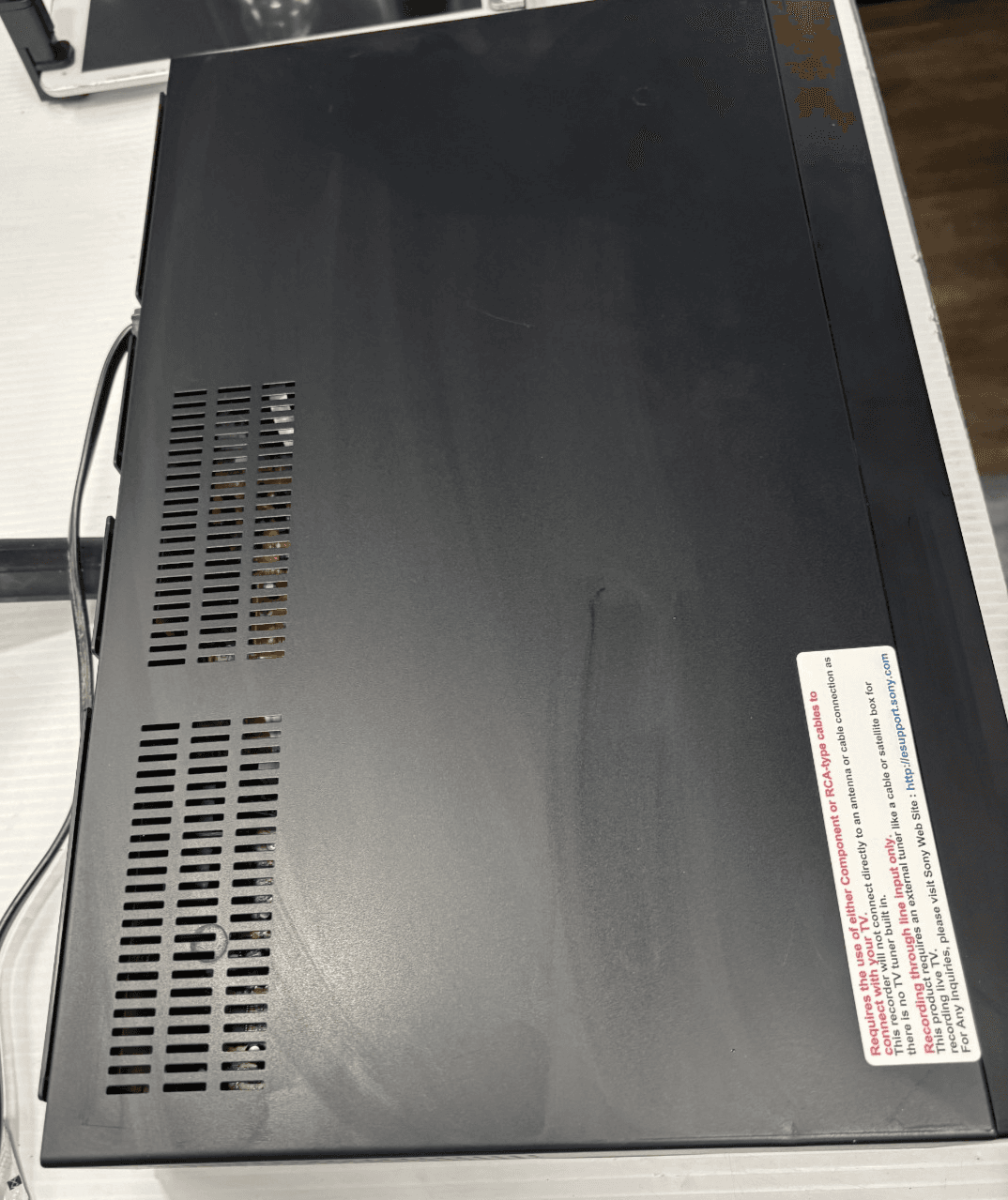 Sony SLV-D380P DVD VCR Combo Player Hi-Fi VHS Recorder (No Remote) - Thumbnail 3