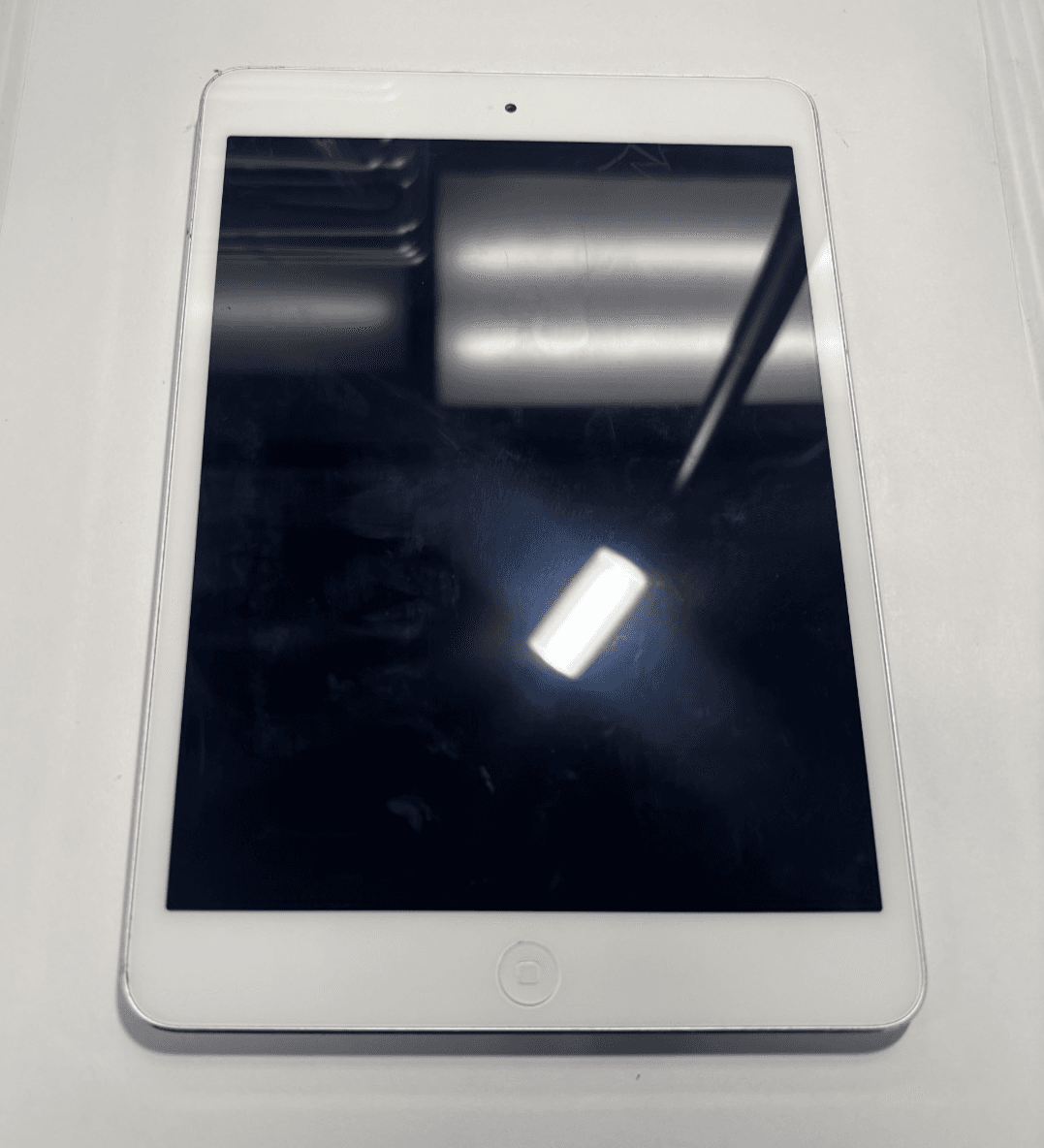Apple iPad Mini 2 16GB silver WiFi - a1489 - Thumbnail 2
