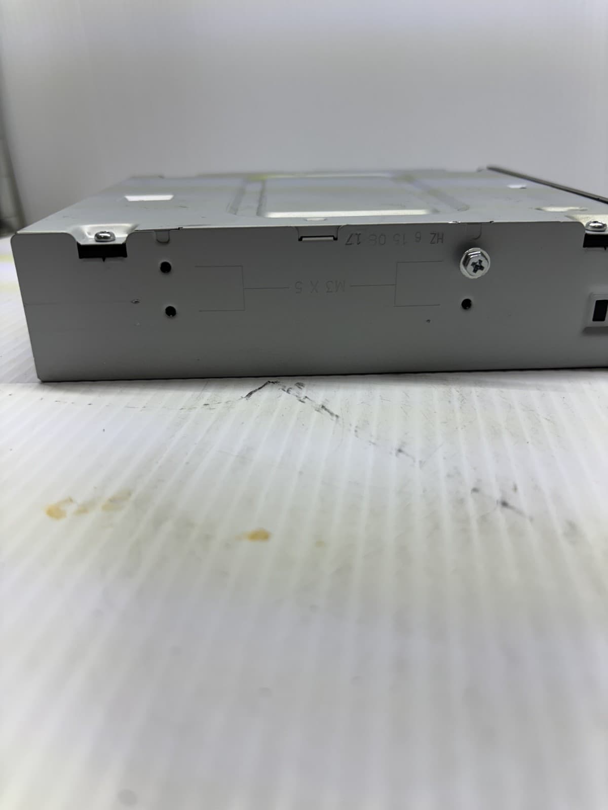 Hl Data Storage Super Multi DVD+RW Writer Burner Internal Drive GHB0N - Thumbnail 6