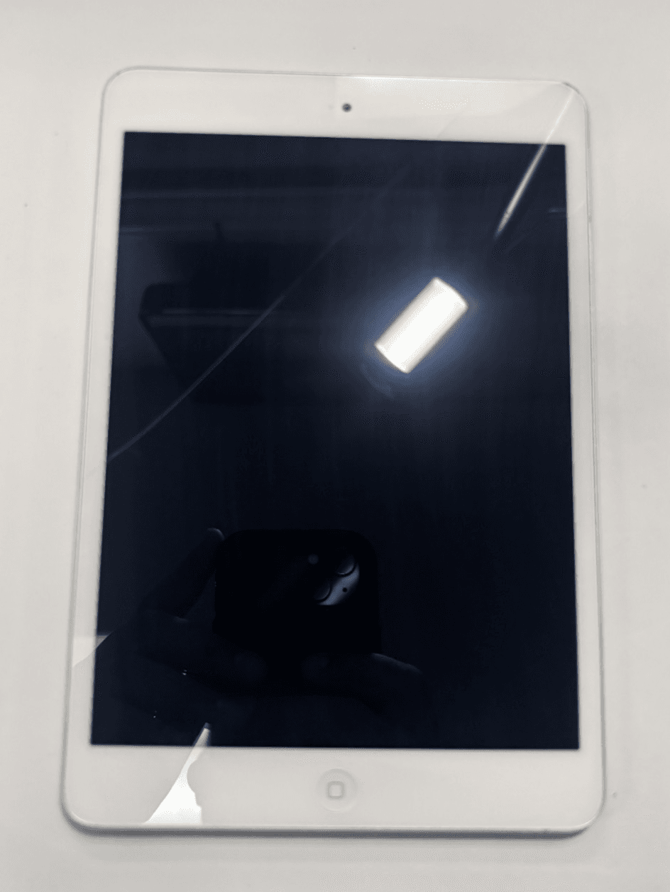 Apple iPad Mini 2 16GB silver WiFi - a1489 - Image 1