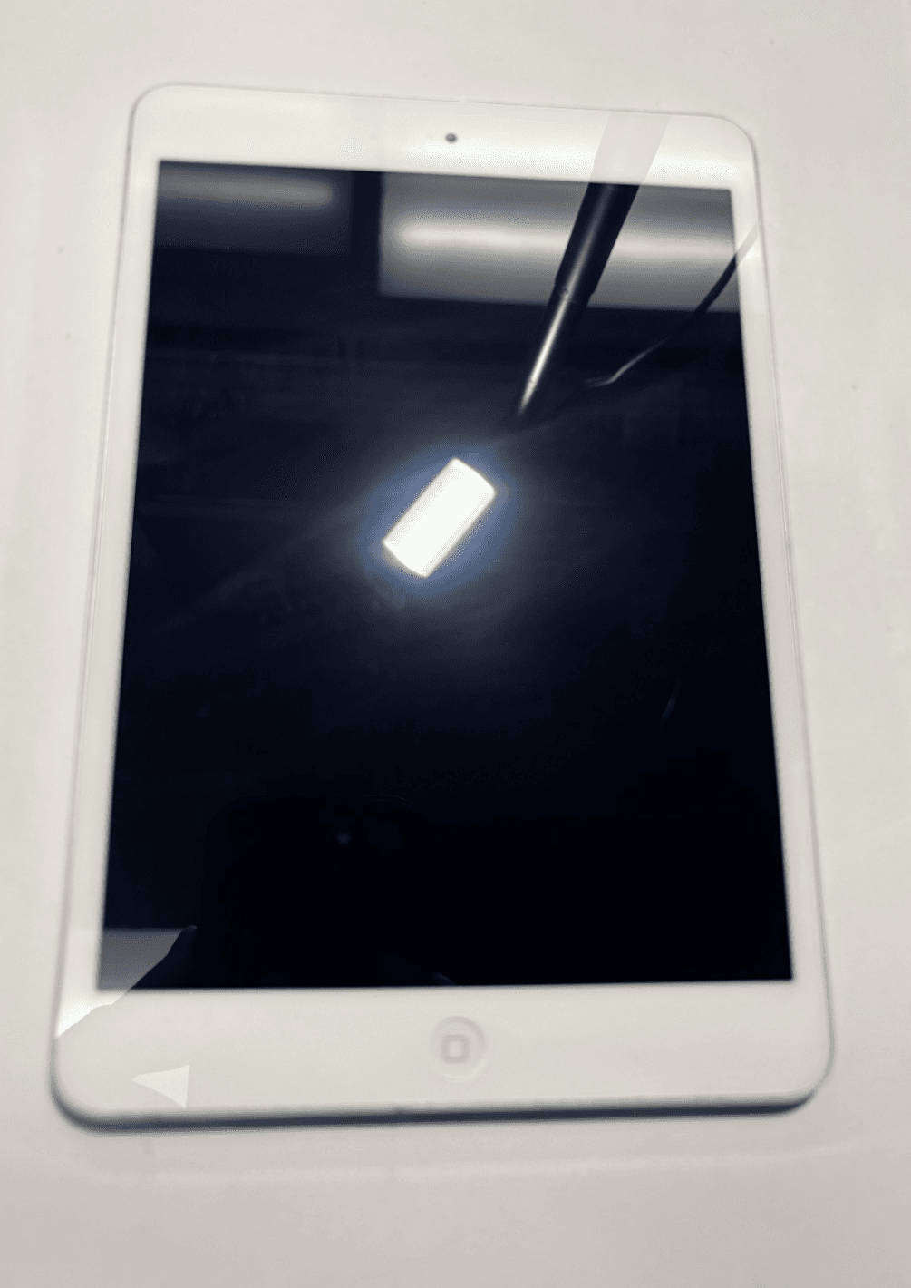 Apple iPad Mini 2 16GB silver WiFi - a1489 - Thumbnail 2