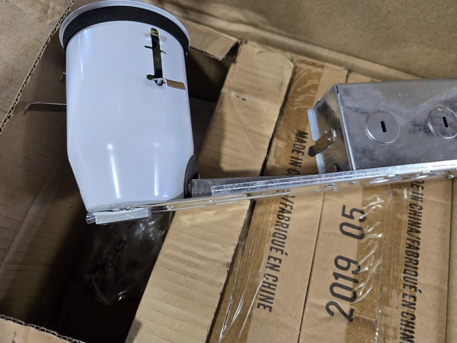 Nora Lighting NHR-354AT Pack of 6 - Thumbnail 2