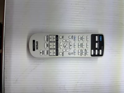 EPSON 217358900 POWERLITE PROJECTOR REMOTE 675W 680 685W 700U A4-11 - Image 1