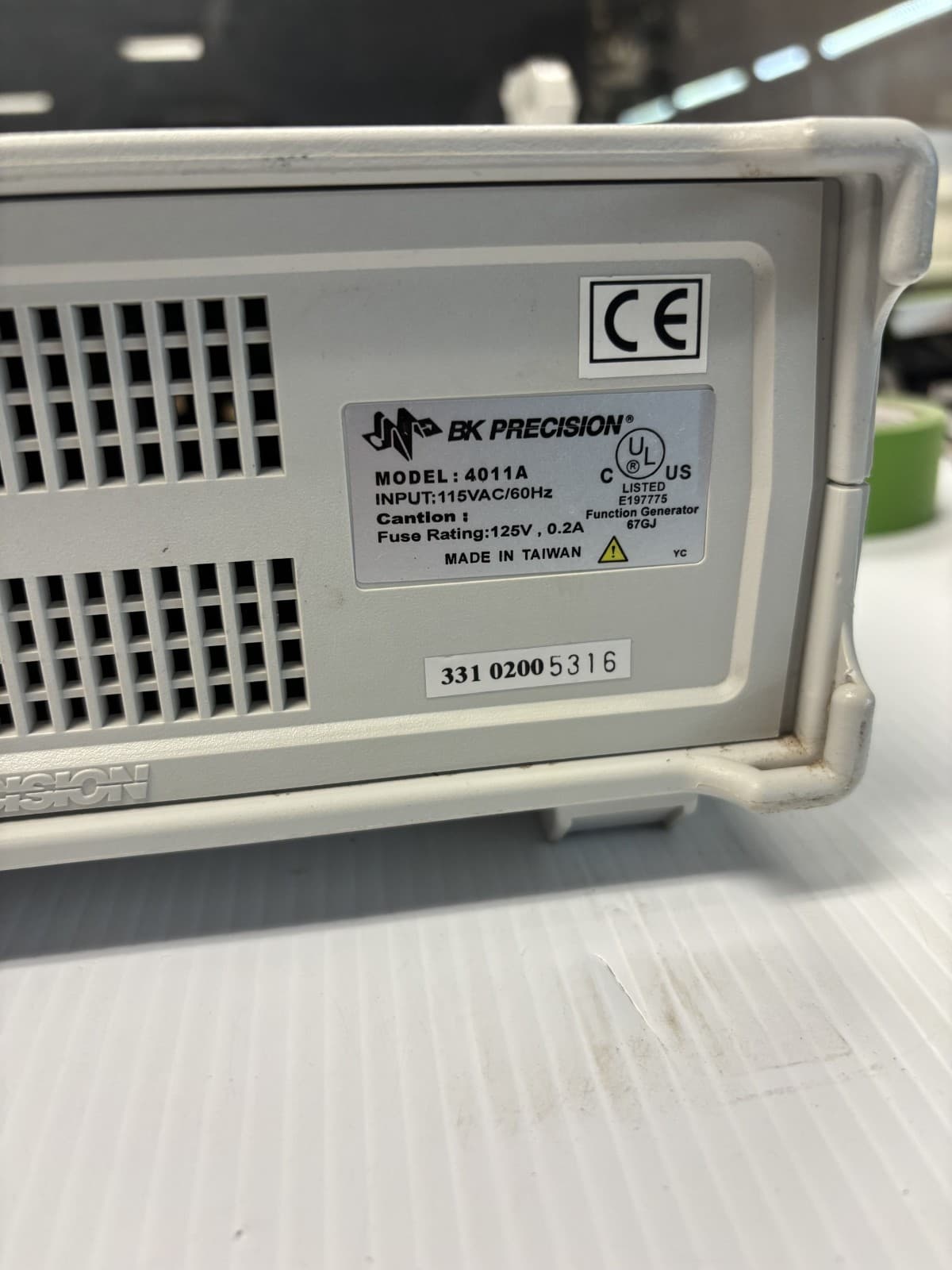 BK Precision 4011A 5MHz Function Generator turns on sold as is - Thumbnail 4