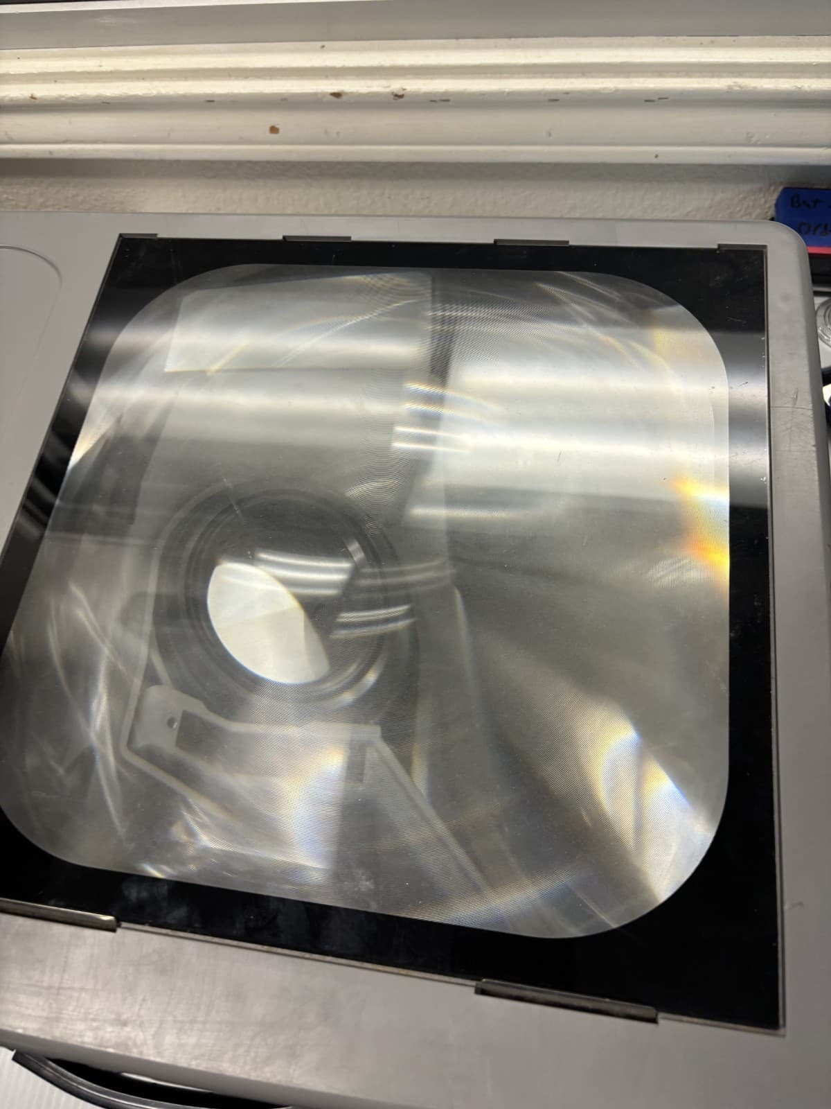 vintage oki ohp-4100 over head projector with new light bulb - Thumbnail 3