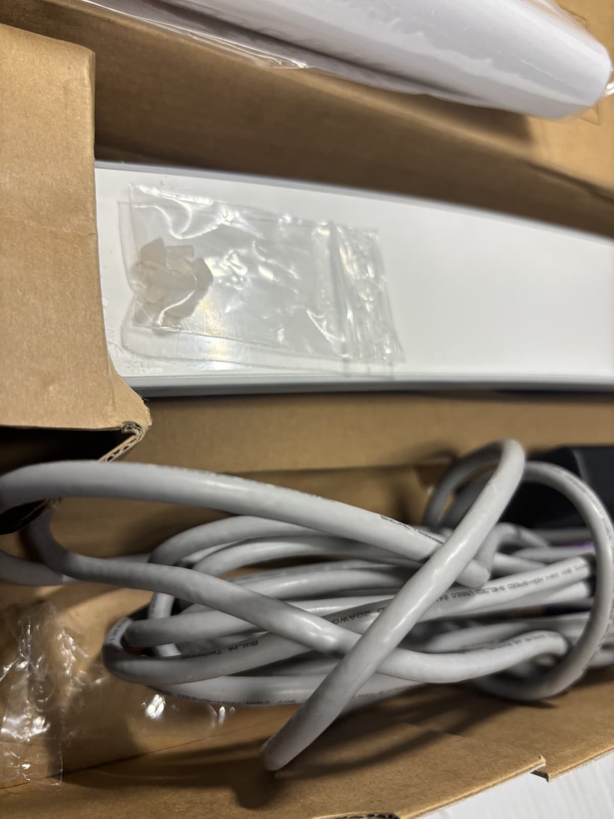 MimioTeach ICD02-01 Interactive Whiteboard System - Thumbnail 2