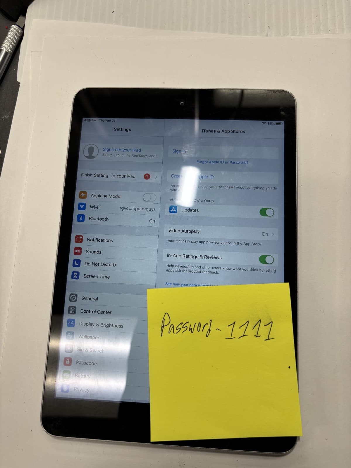 apple ipad mini 2 16gb wifi - Image 1