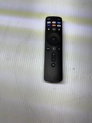 GENUINE VIZIO XRT260 SMART VOICE TV REMOTE CONTROL W/ PLUTO IHEARTRADIO USED - Image 1
