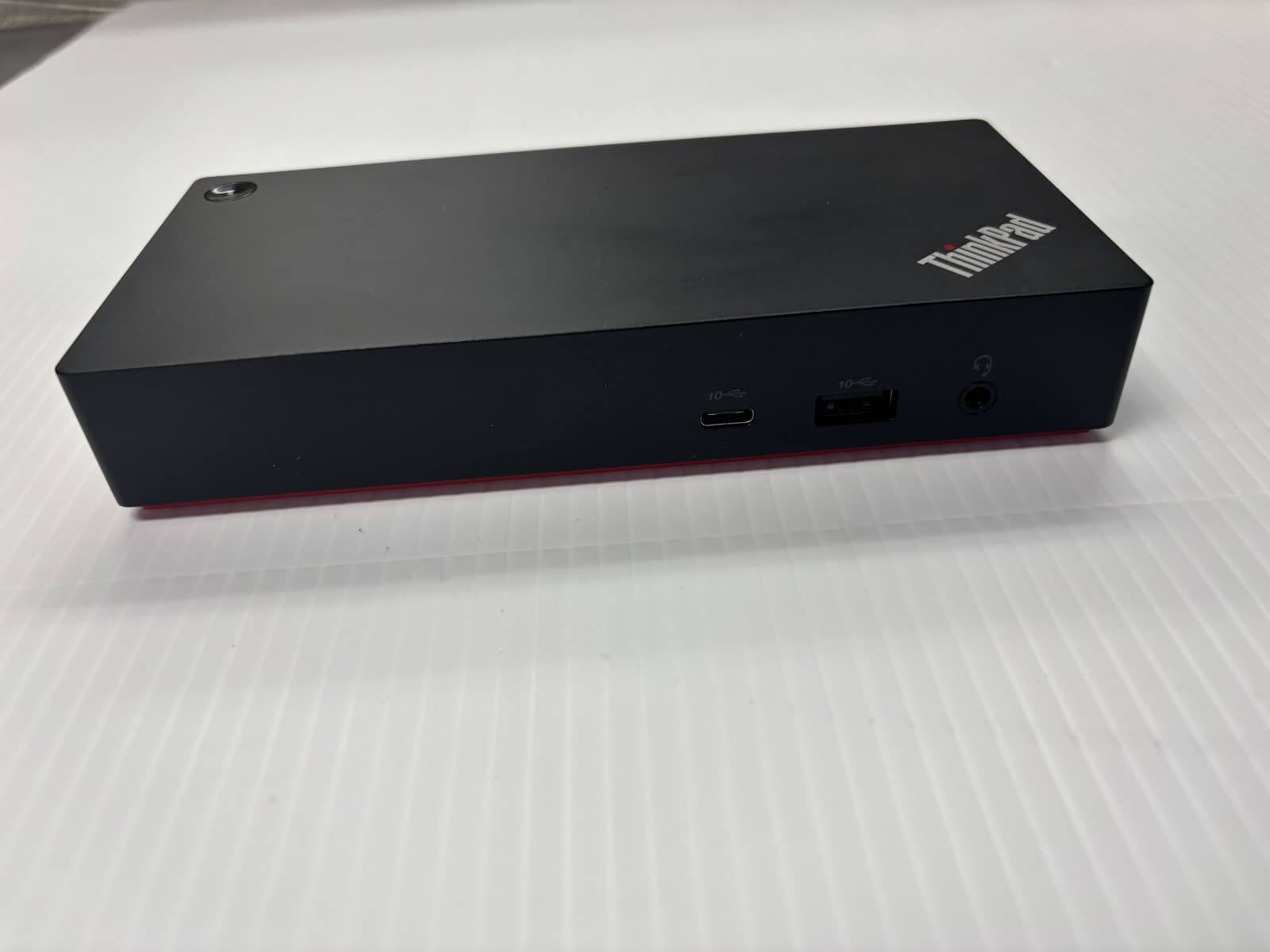 Lenovo ThinkPad Universal USB-C Dock DOCK ONLY - Thumbnail 2
