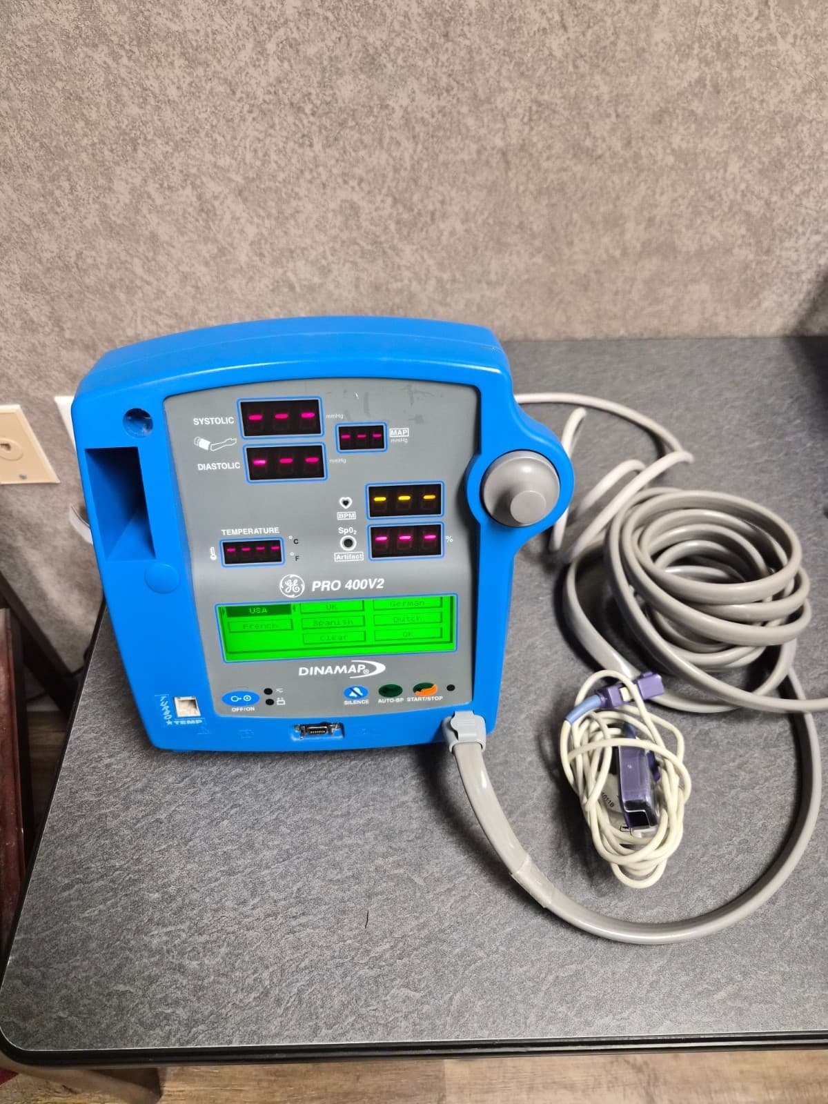 GE Dinamap Pro 400V2 Vital Signs Monitor - Image 1