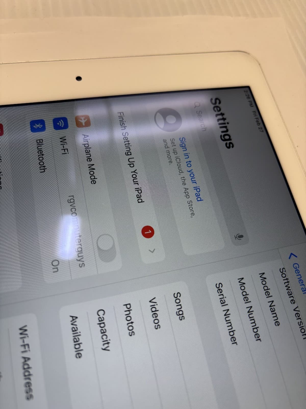 Apple iPad Air 2 - A1566 - 16GB - White/Silver - WiFi Only - Thumbnail 2