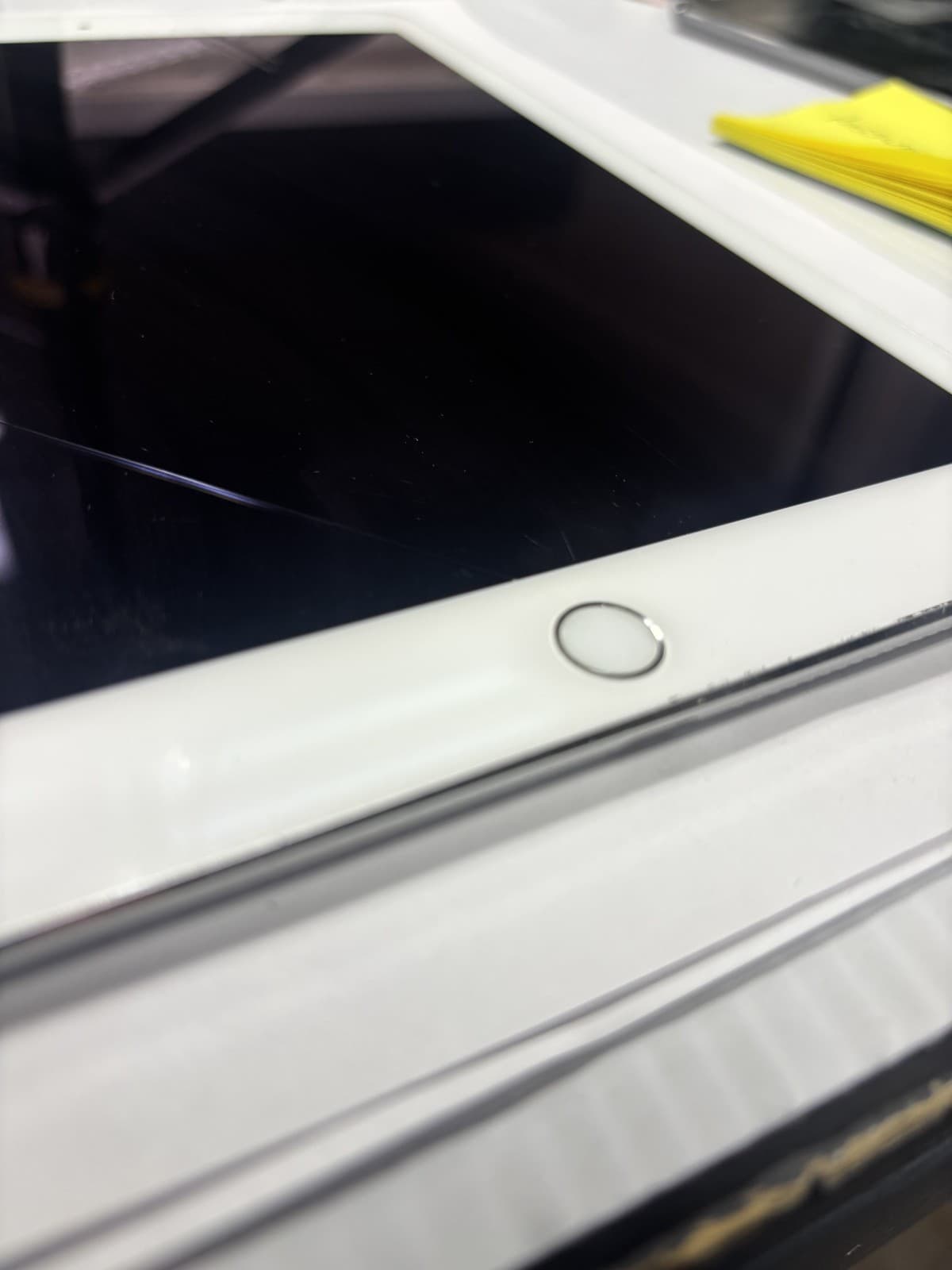 Apple iPad Air 2 - A1566 - 16GB - White/Silver - WiFi Only - Thumbnail 6