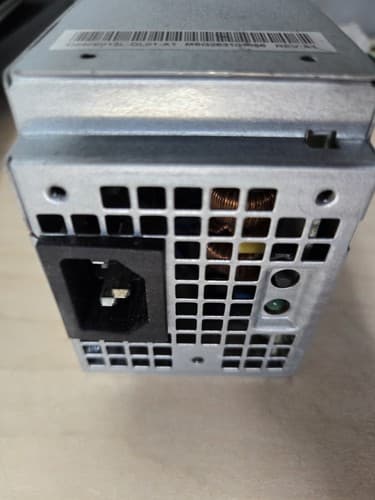 Dell 240W Power Supply L240NM-00 L240EM-00 B240-EM-00 H240M-00 D240-EM-00 H62JR - Thumbnail 4