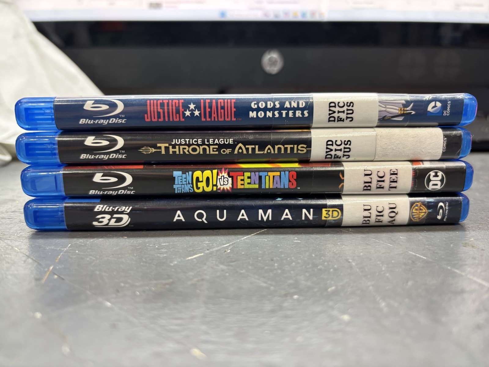 Set of DC Movies - Thumbnail 6