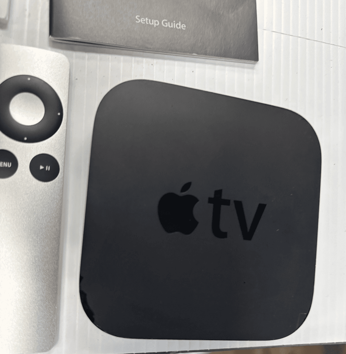 Apple TV 3rd Generation (2013) + Remote Used A1469 - Thumbnail 5