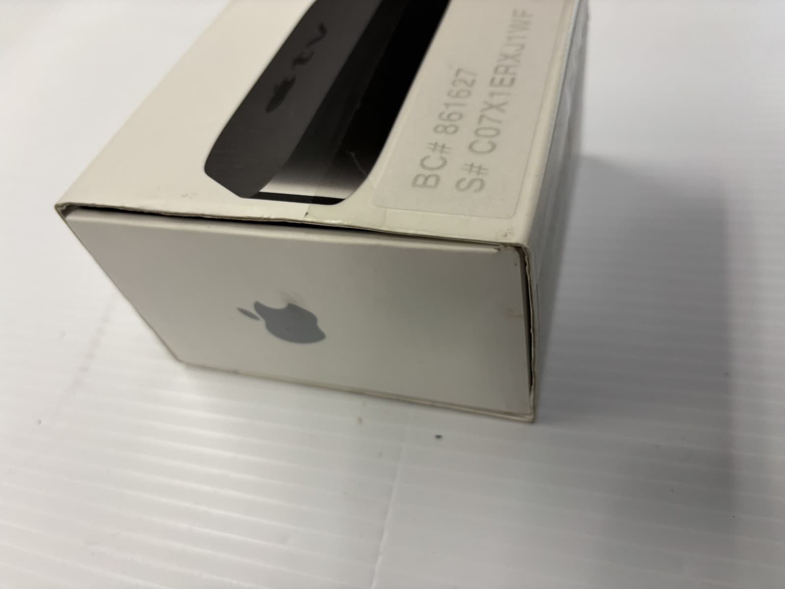 Apple TV 3rd Generation (2013) + Remote Used A1469 - Thumbnail 3