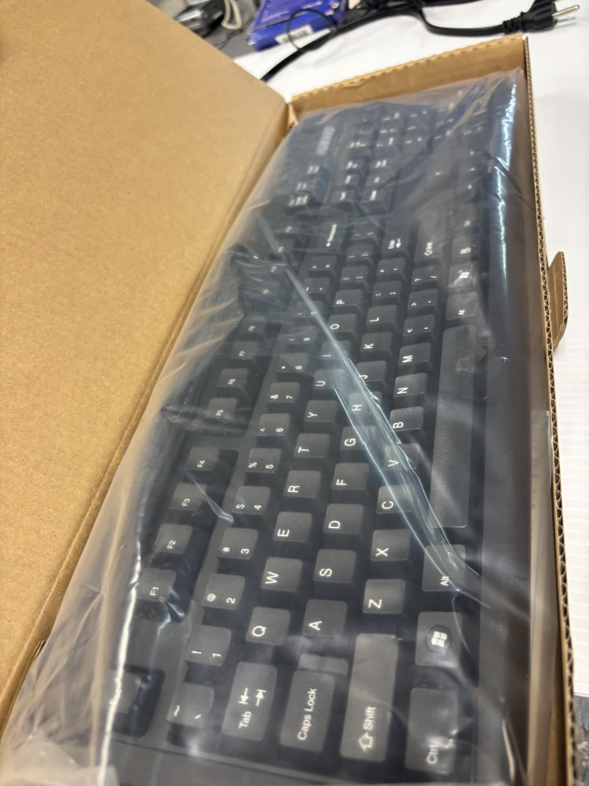 howard KB-2971 Mechanical Computer Keyboards - Image 1