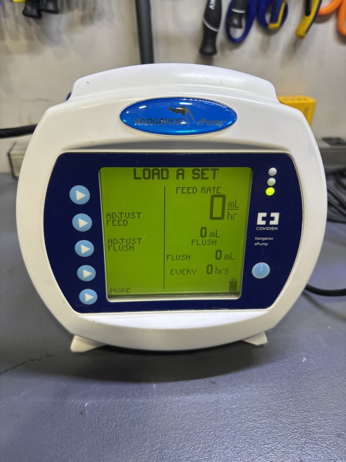 LOT-8 COVIDIEN KANGAROO EPUMPS ,POWER-ON **READ** - Image 1