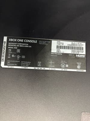 Microsoft Xbox One 500GB Console - Black - Thumbnail 6