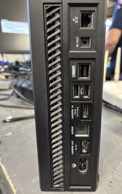 Microsoft Xbox One 500GB Console - Black - Thumbnail 5