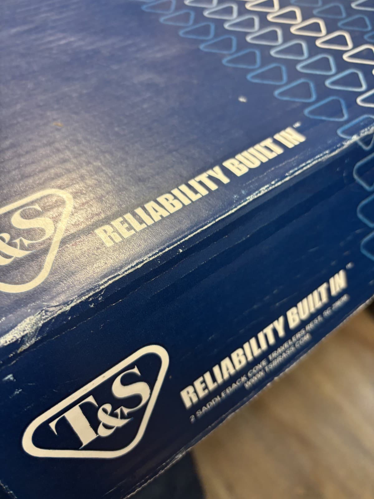 T & S Brass B-1210 Deck Mounted Pedestal Type Glass Filler - In SEALED Packaging - Thumbnail 4