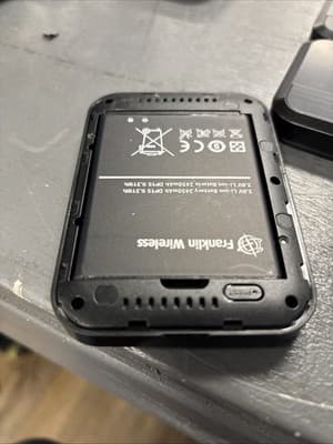 Franklin T9 Mobile Hotspot T-Mobile Wireless Wi-Fi LOT OF 27 - Thumbnail 4