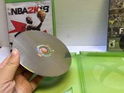 Grand Theft Auto V, 2K18, FIFA17 XBOX ONE GAME LOT - Thumbnail 4