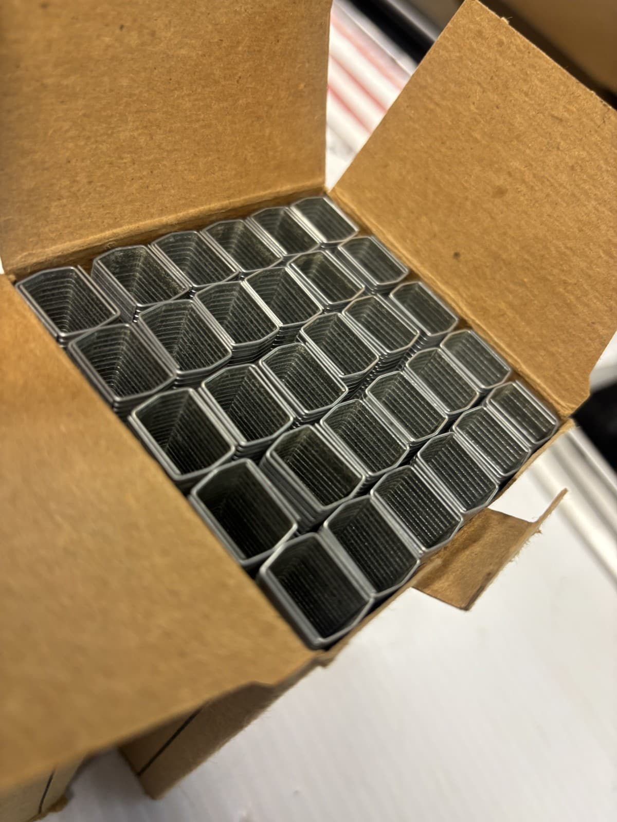 Bostitch STCR5019 1/2" Galvanized Staples- 4x5000pk - Thumbnail 5