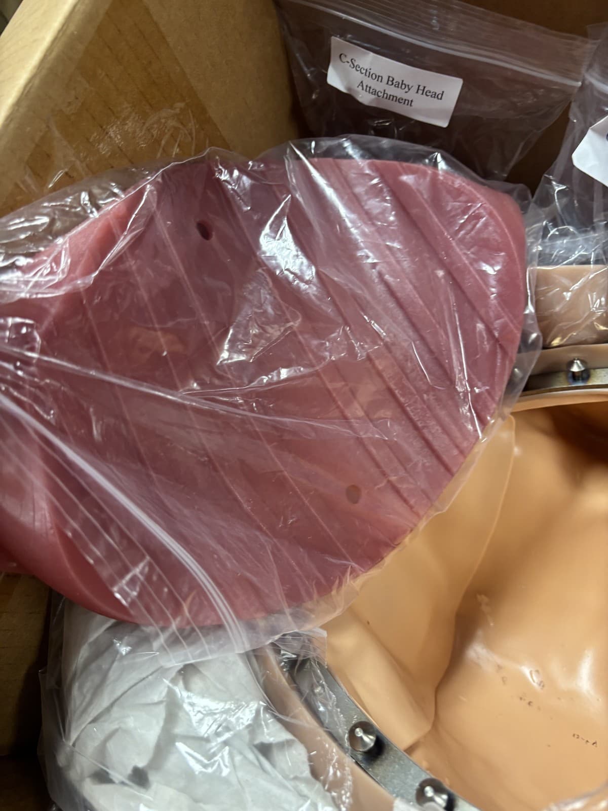 gaumard c-section cover victoria - Thumbnail 5