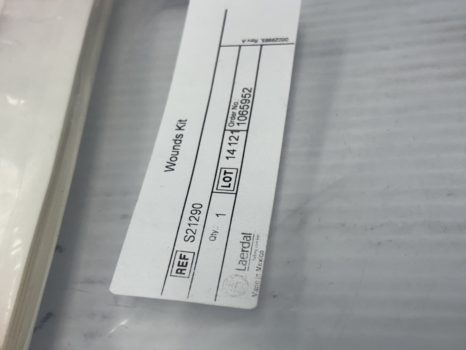 laerdal wounds suture training kit - Thumbnail 3