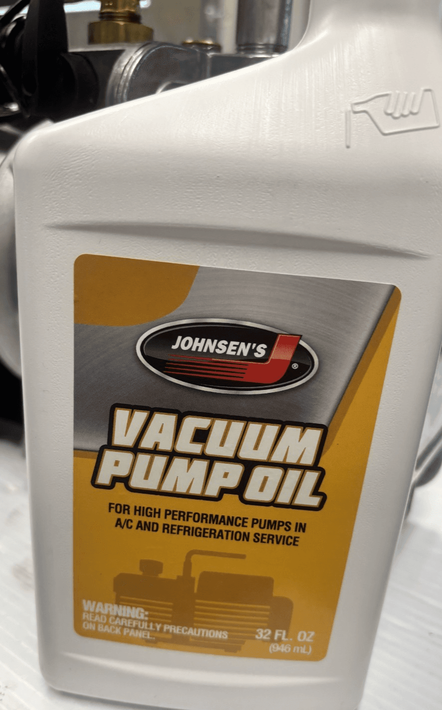 JB Industries DV-142N Platinum 5 CFm Vacuum Pump with vacuum pump oil - Thumbnail 4