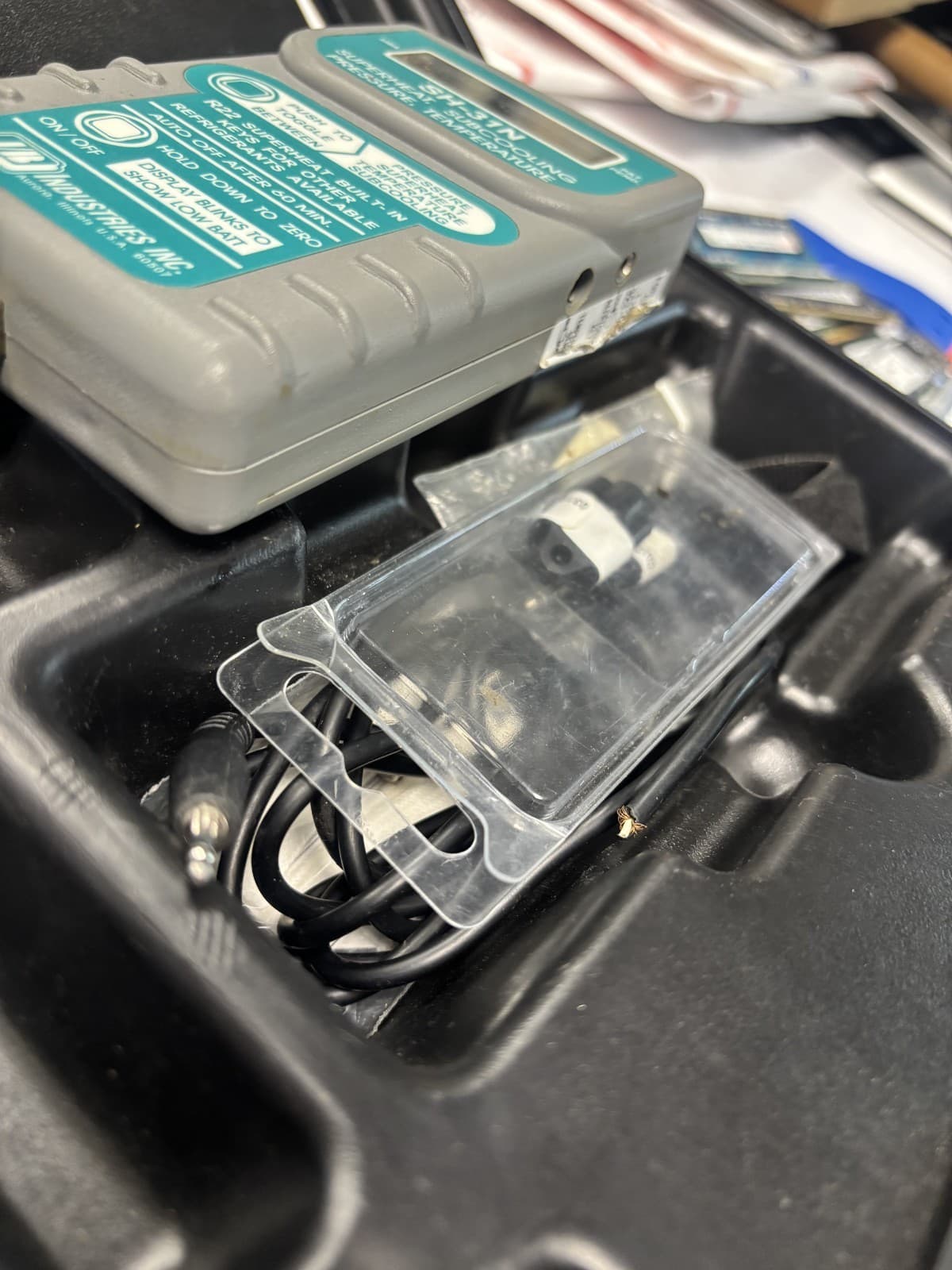 JB Industries SH-35N Superheat-Subcooling Pressure/Temperature Gauge EUC - Thumbnail 2