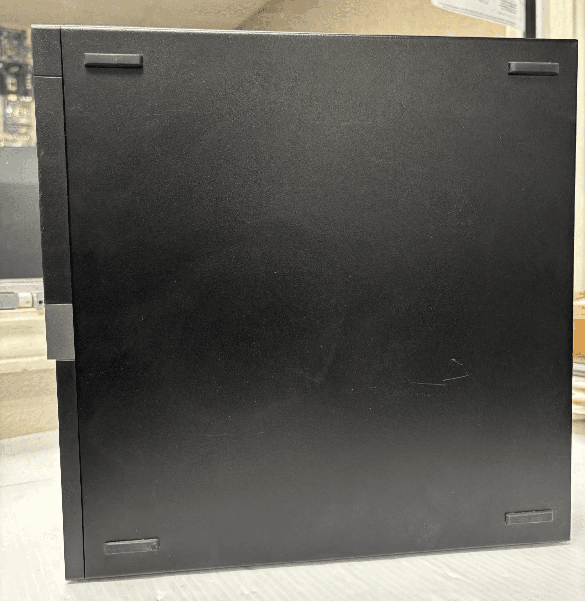 Dell Optiplex 7050 SFF, Intel Core i5-7500, 8GB RAM no hdd or os - Thumbnail 4