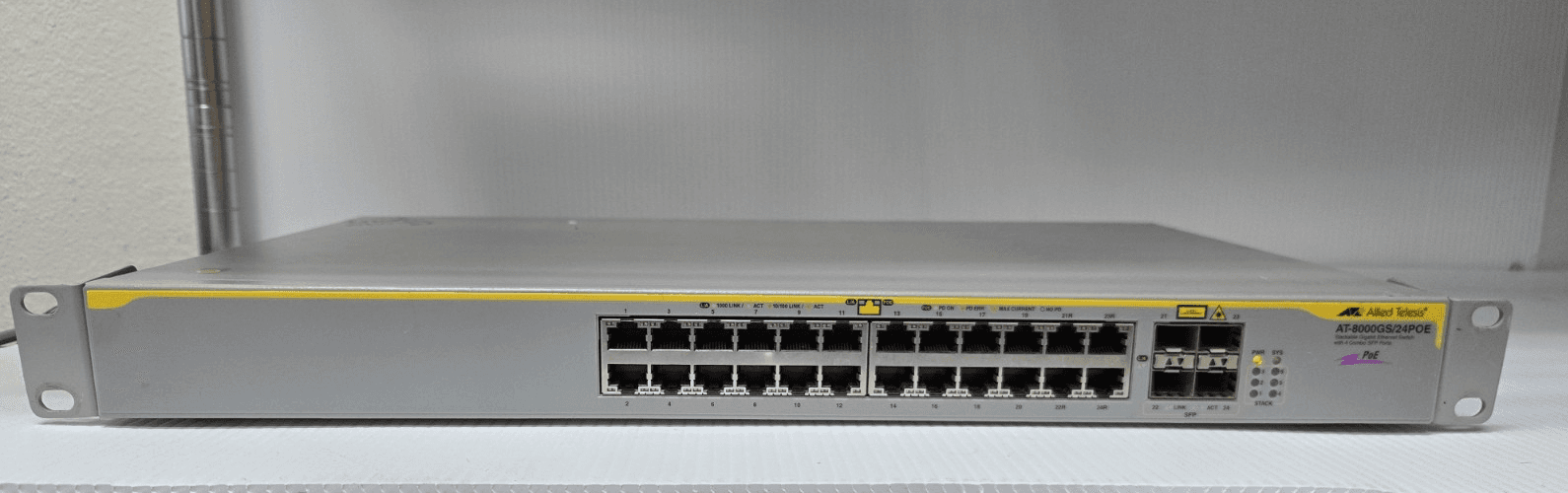 AT-8000GS/24POE-10 Allied Telesis 24-Ports 10/ 100/ 1000Base-T Stackable Etherne - Image 1