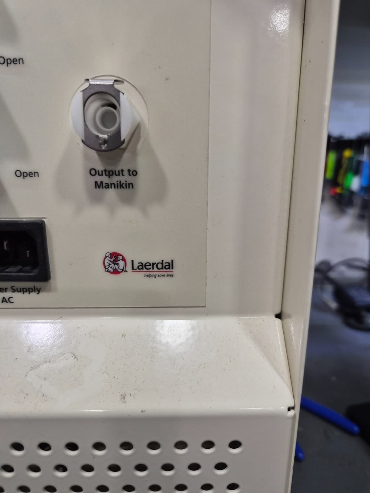 Laerdal DSS 110-2 Air compressor Unit for manikin simulator - Thumbnail 4