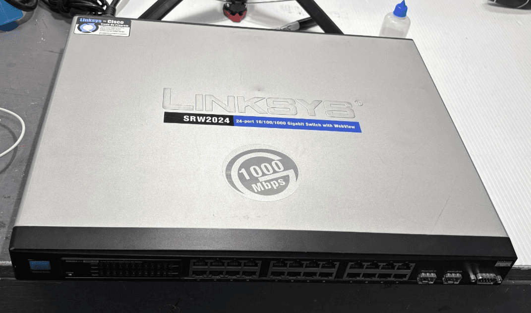 Linksys SRW2024 V1.3 24-Port Ethernet Gigabit Switch - Image 1