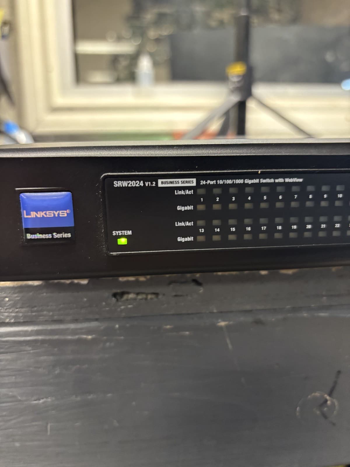 Linksys SRW2024 V1.3 24-Port Ethernet Gigabit Switch - Thumbnail 5