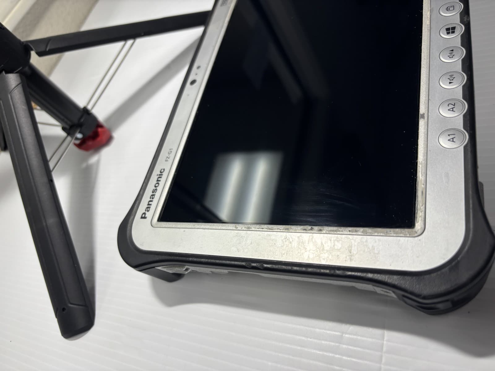 Panasonic FZ-G1 Rugged Toughpad Tablet i5vpro no hdd boots to bios - Thumbnail 5