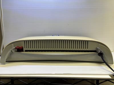 fellowes saturn 95 laminator new office - Image 1